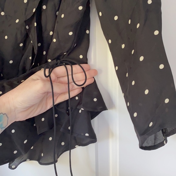 H&M Polka Dot Off The Shoulder Silky Ruffle Blouse/Top. Size US 12. Black/White. - Picture 6 of 11